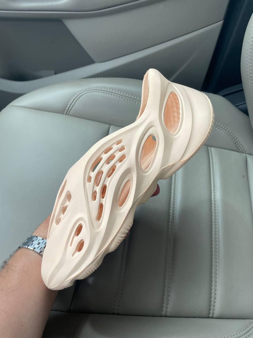 Adidas Yeezy Foam Runner Sand Beige (No Logo)