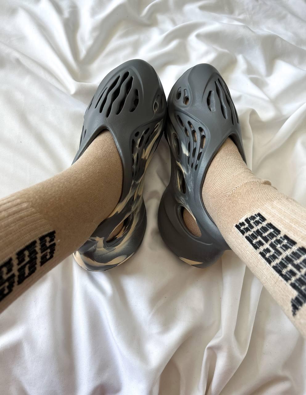 Adidas Yeezy Foam Runner MTX Moon Gray