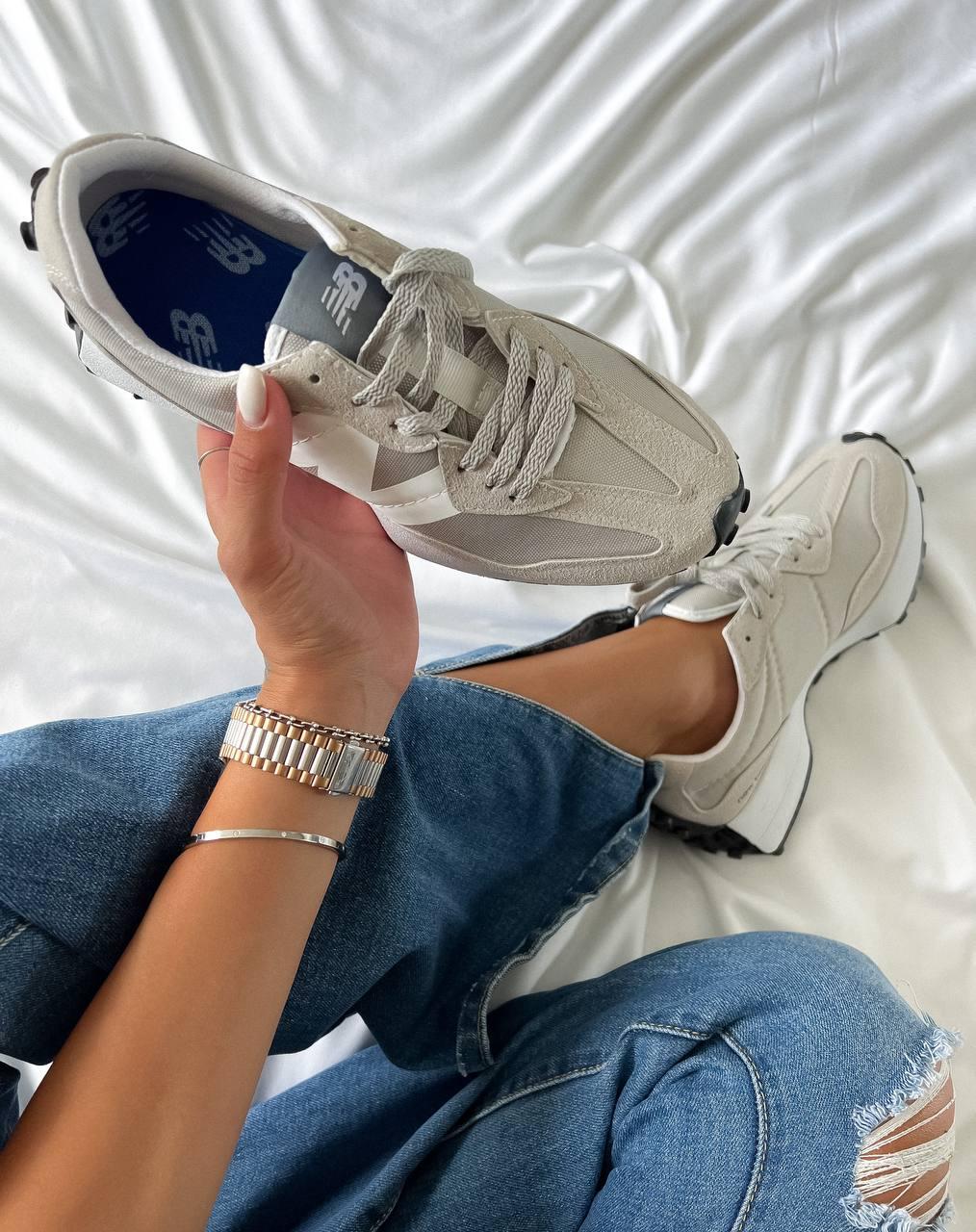 New Balance 327 Ivory