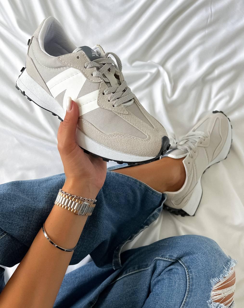 New Balance 327 Ivory