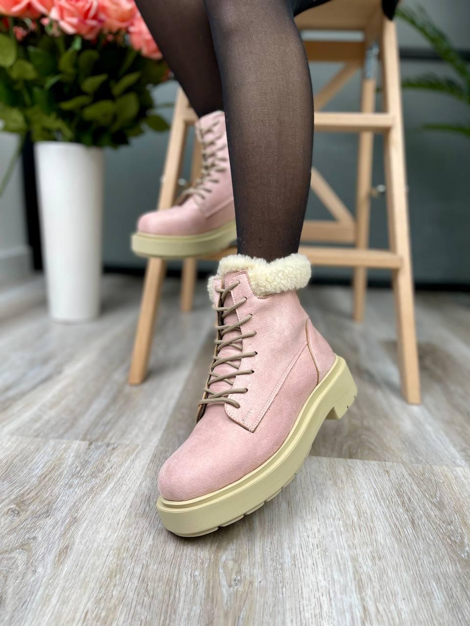 Suede Boots Low Pink Collar