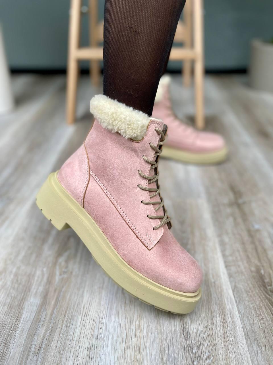 Suede Boots Low Pink Collar