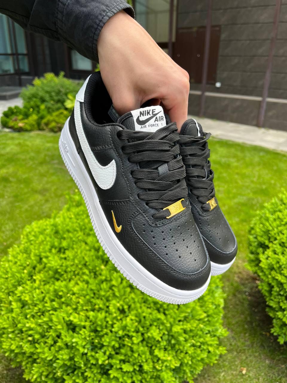 Nike Air Force 1 Black White Logo