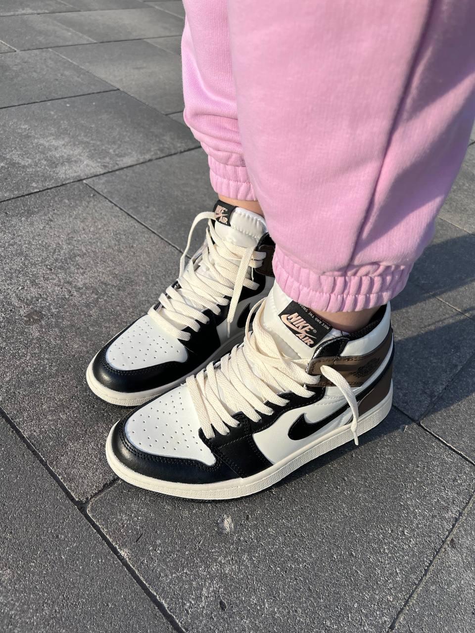 Nike Air Jordan 1 Retro Two Dark Mocha 3