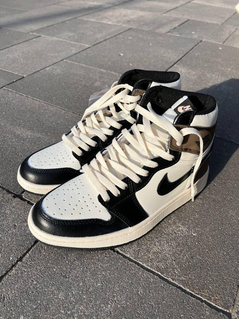 Nike Air Jordan 1 Retro Two Dark Mocha 3