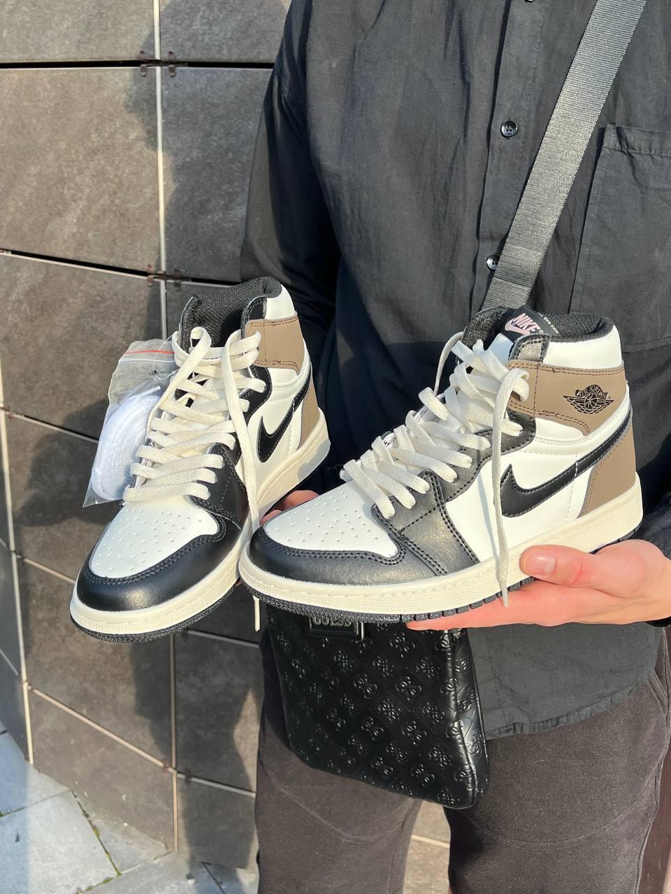 Nike Air Jordan 1 Retro Two Dark Mocha 3