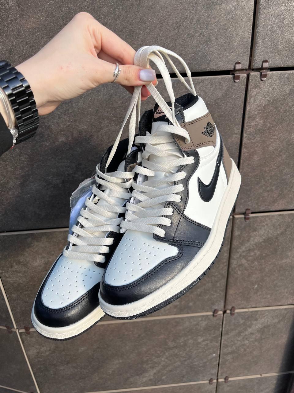 Nike Air Jordan 1 Retro Two Dark Mocha 3