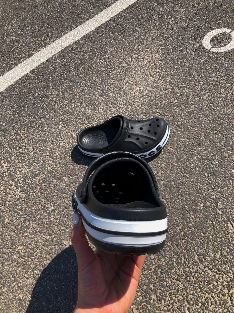Crocs Black White