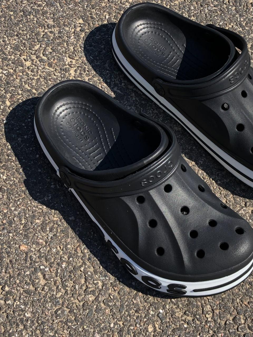 Crocs Black White
