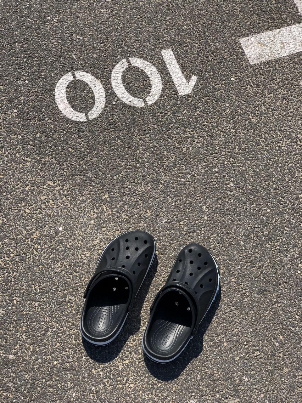 Crocs Black White
