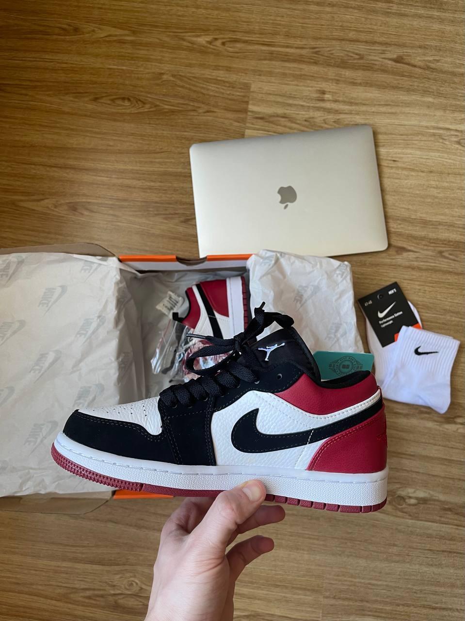 Nike Air Jordan Retro 1 Low White Black Red
