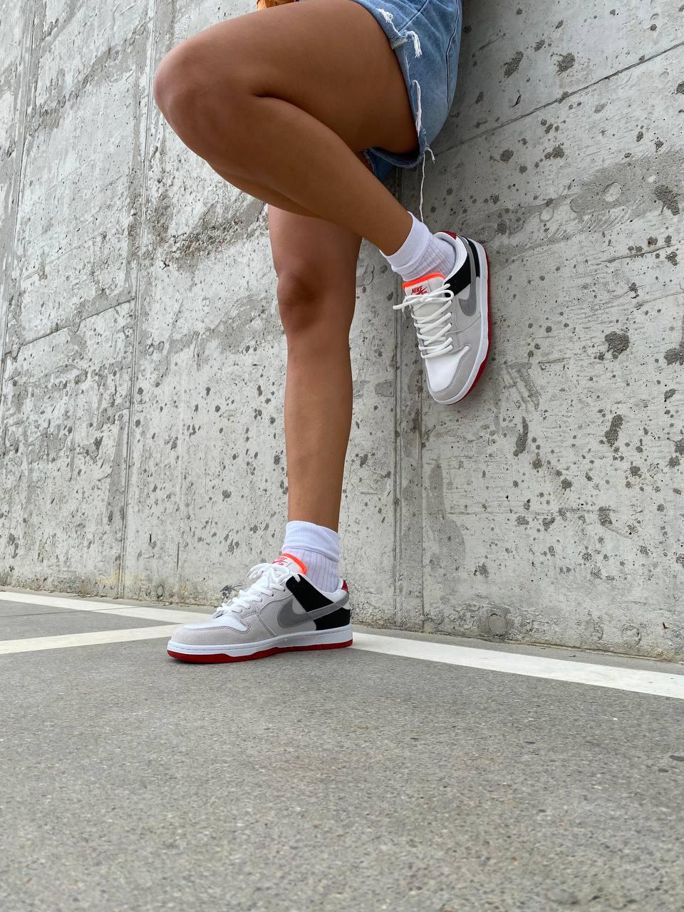 Nike Dunk Low Grey Red