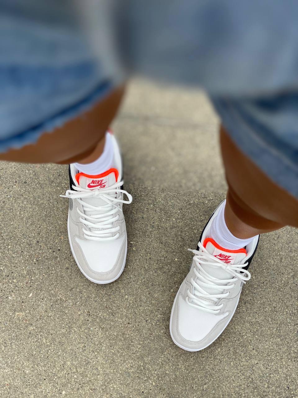 Nike Dunk Low Grey Red