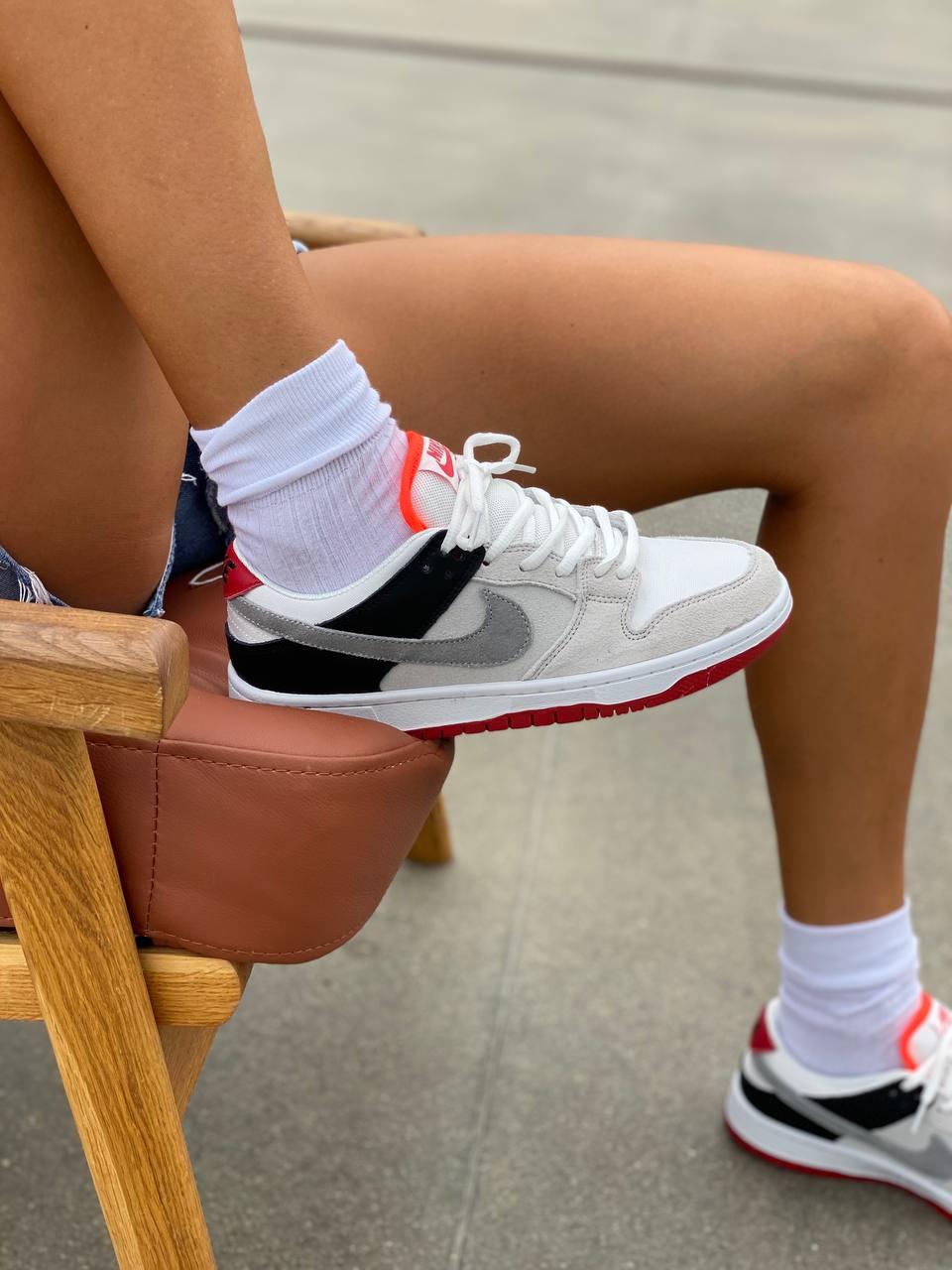 Nike Dunk Low Grey Red