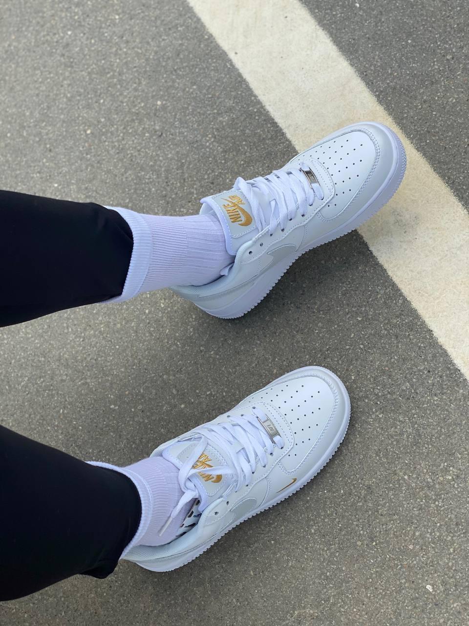 Nike Air Force 1 White Light Grey Logo
