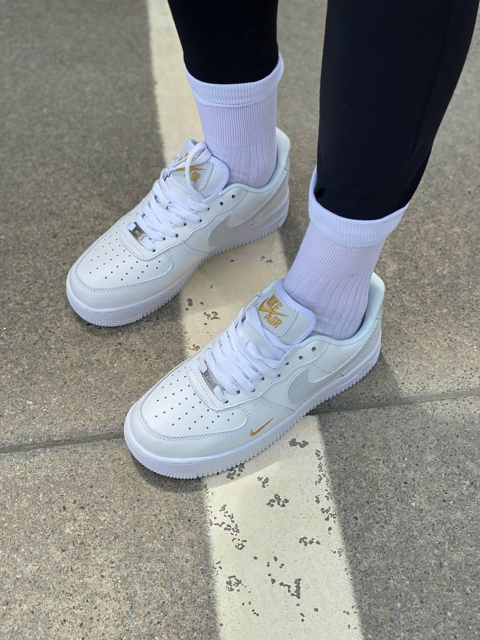 Nike Air Force 1 White Light Grey Logo