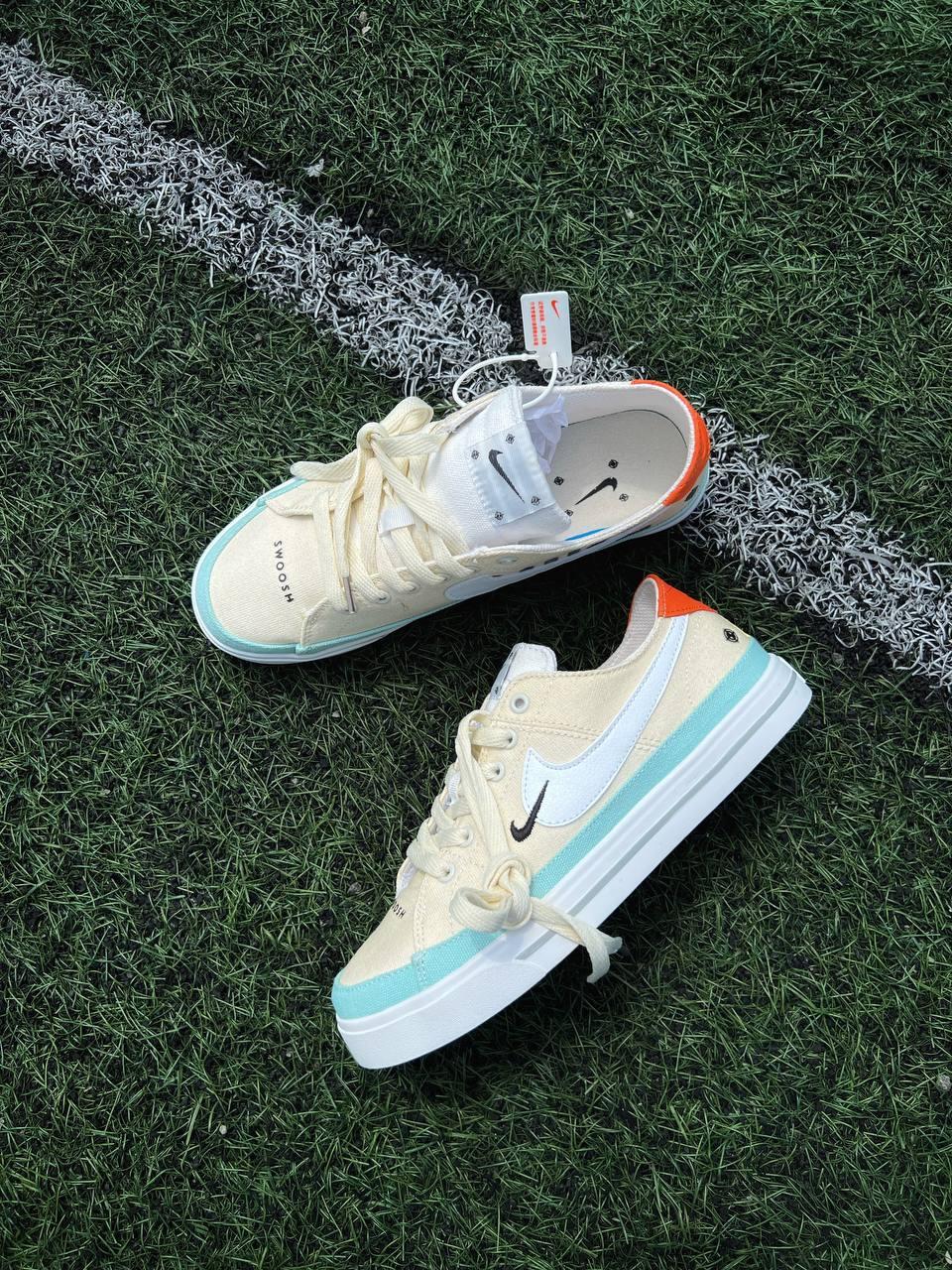 Nike Court Legacy Canvas Beige