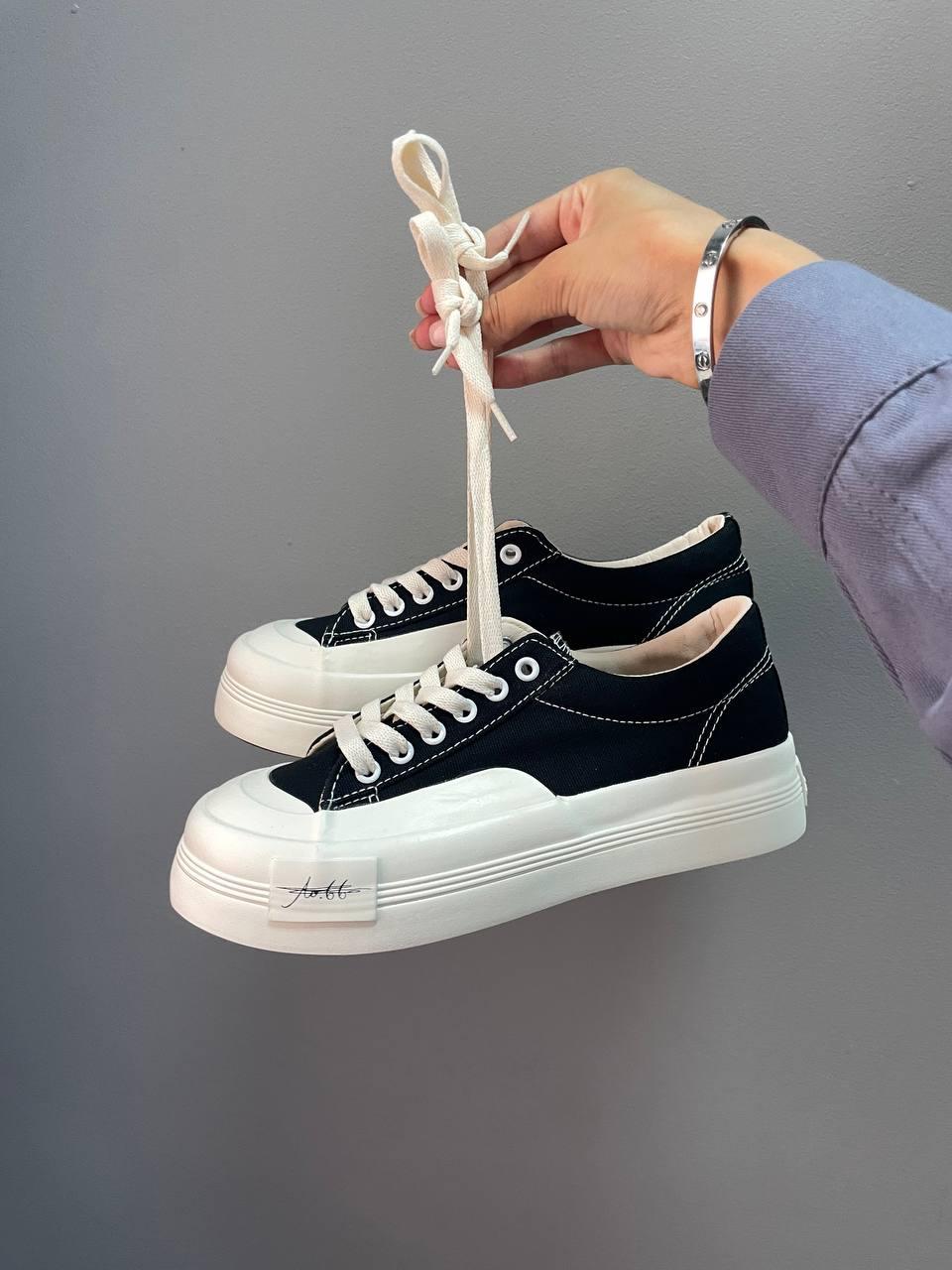 Sneakers Black White (Текстильні)