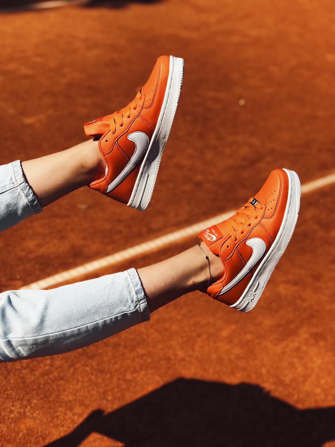 Nike Air Force 1 Low Orange