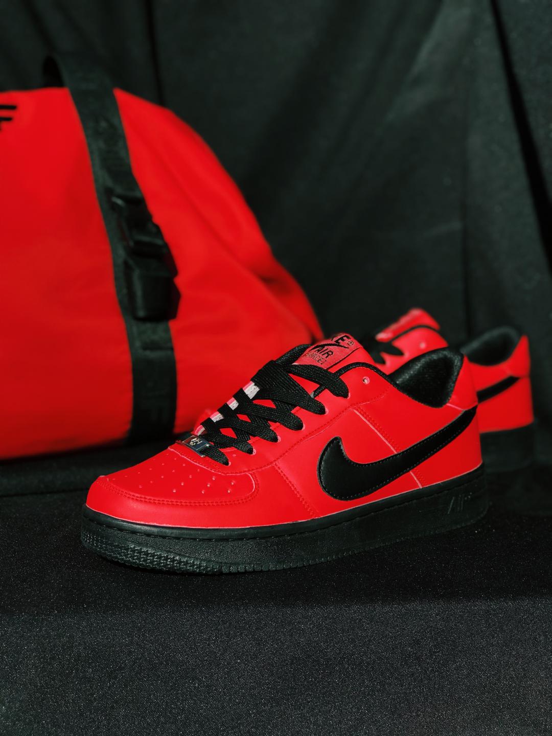 Nike Air Force 1 Red Black