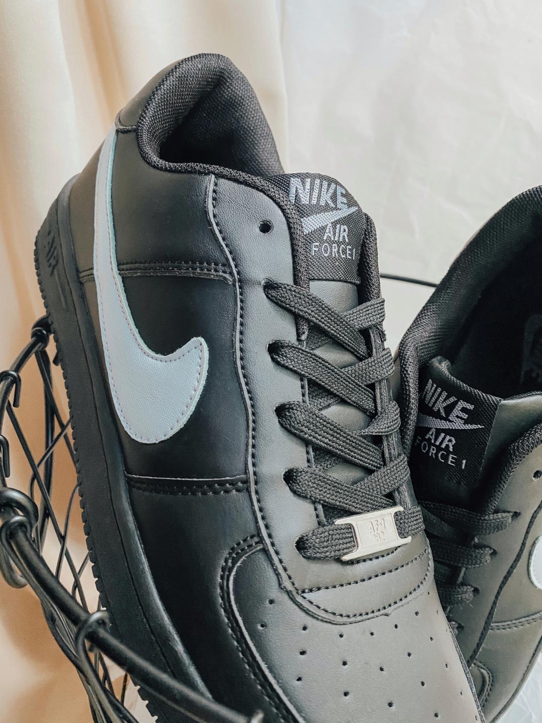 Nike Air Force 1 Black White Logo 1
