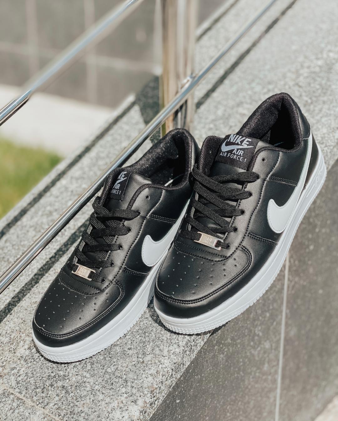 Nike Air Force 1 Black White Logo 2
