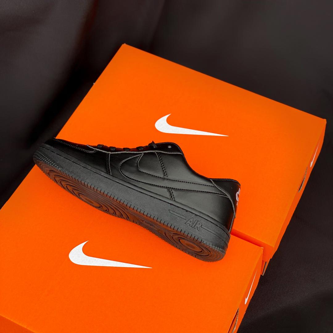 Nike Air Force 1 Classic Black 3