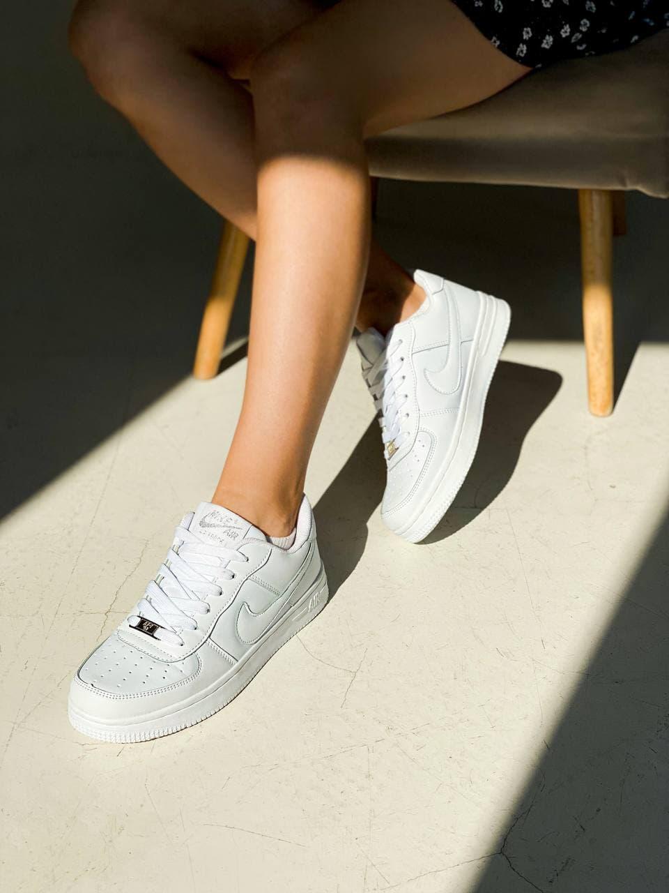 Nike Air Force 1 Classic White 3