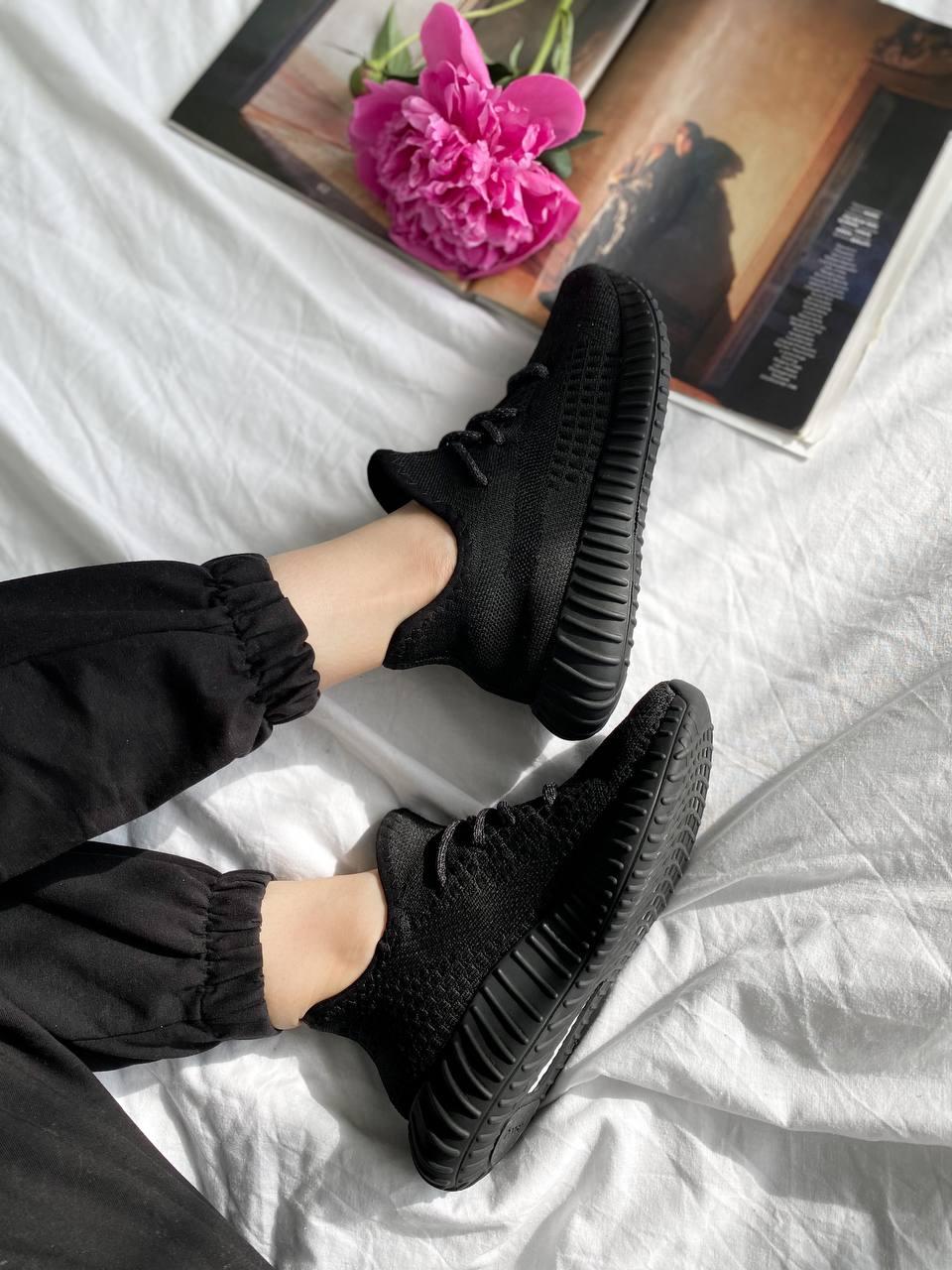 Adidas Yeezy Boost 350 Black (Рефлективні шнурки)