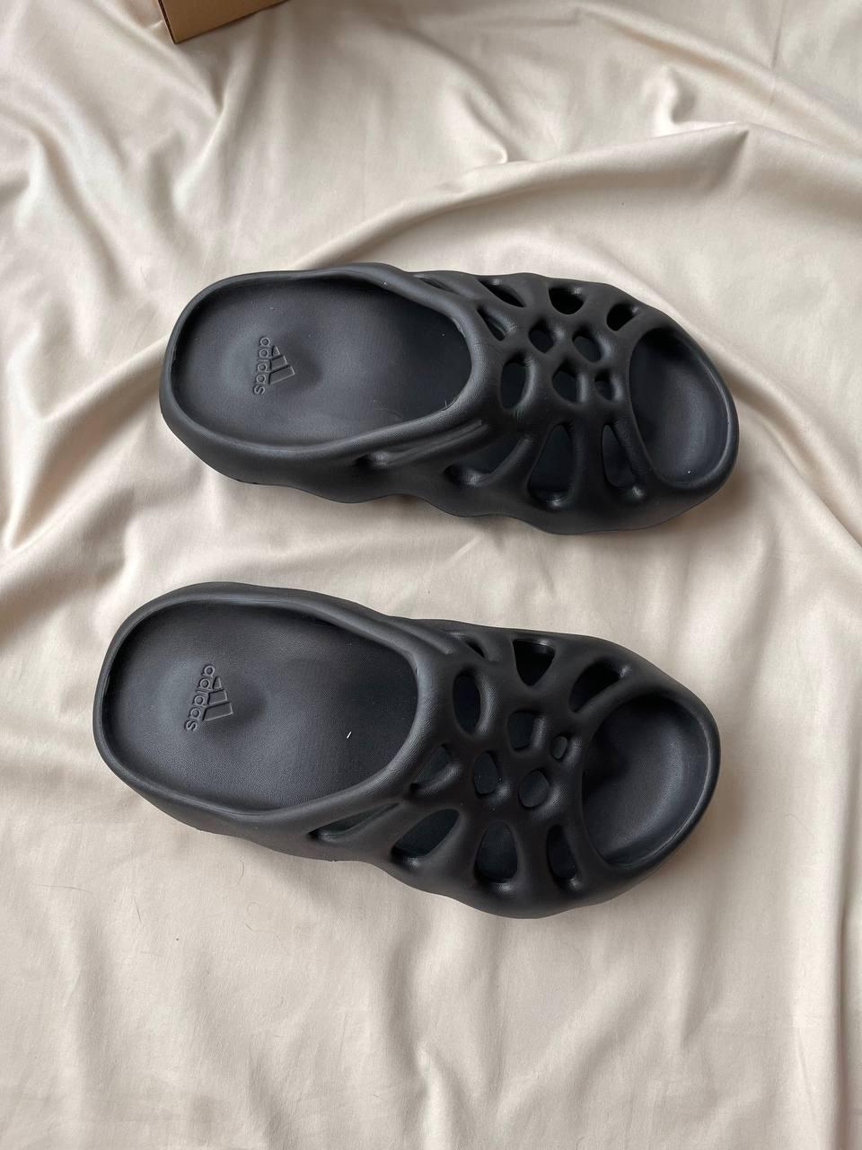 Adidas Yeezy 450 Slide Black