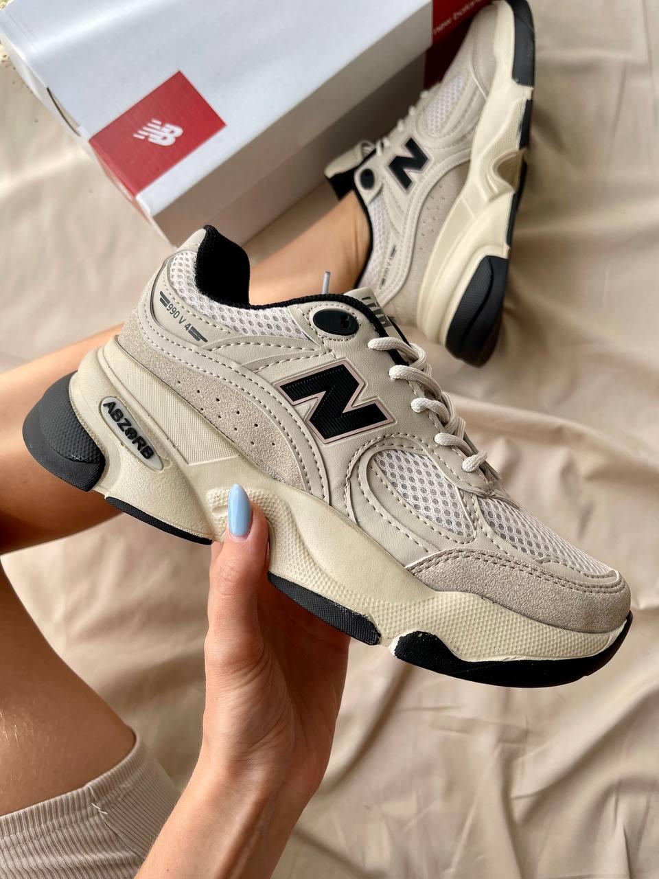 New Balance 990 New Beige