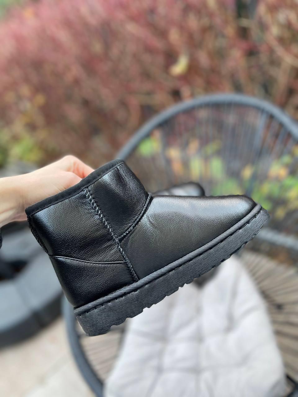 Ugg Black Leather No Name