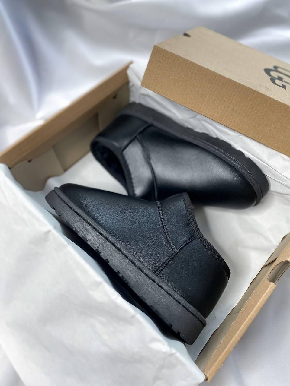 Ugg Ultra Mini Smooth Leather No logo