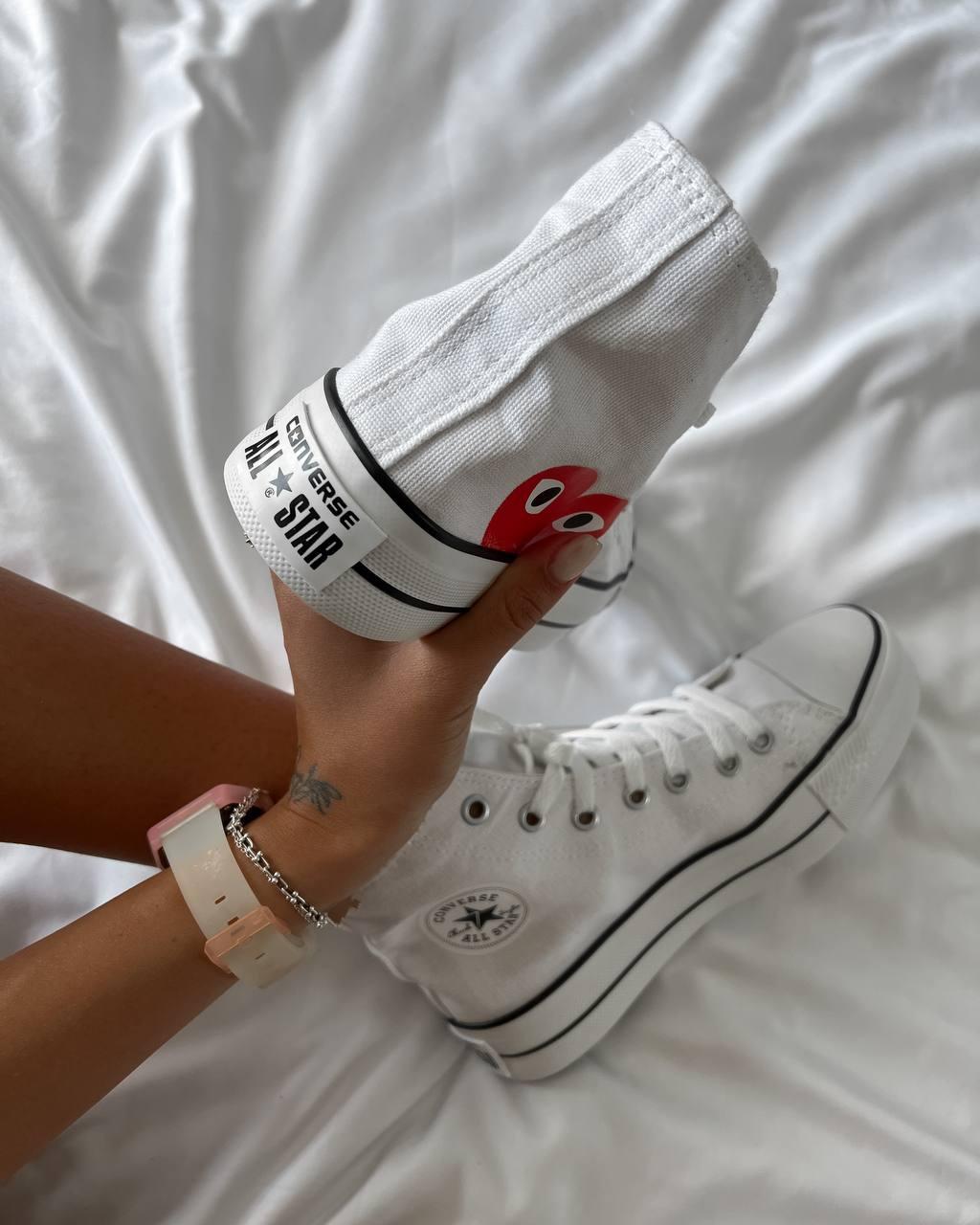 Comme Des Garçons Play White