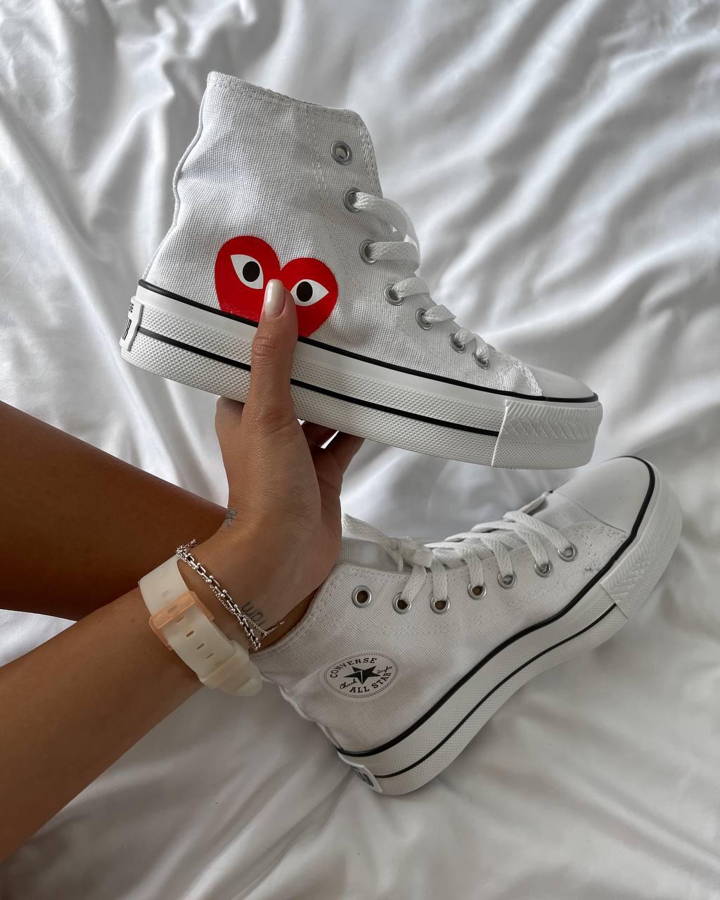 Comme Des Garçons Play White