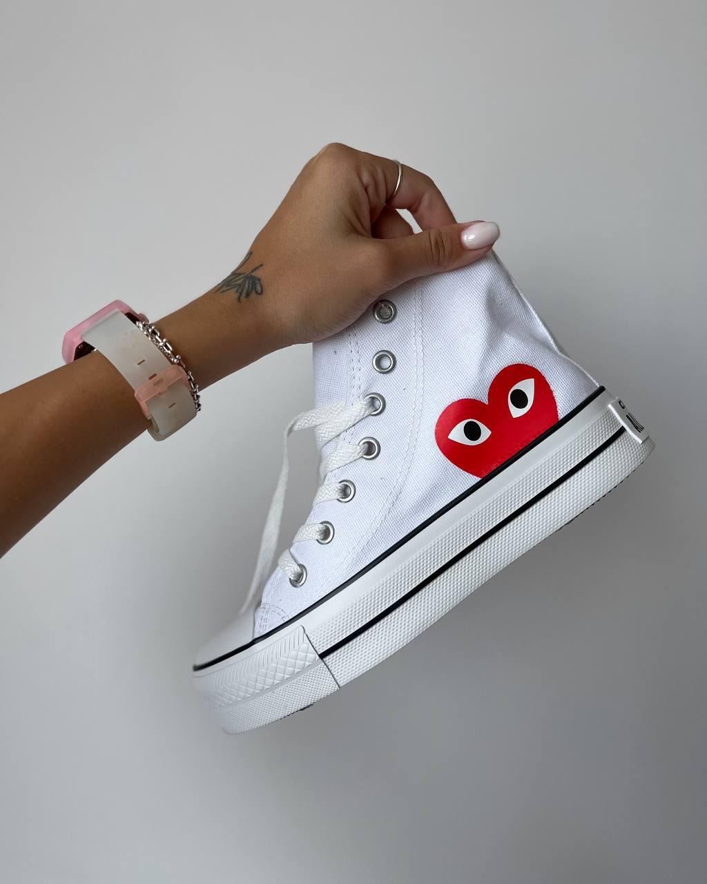 Comme Des Garçons Play White