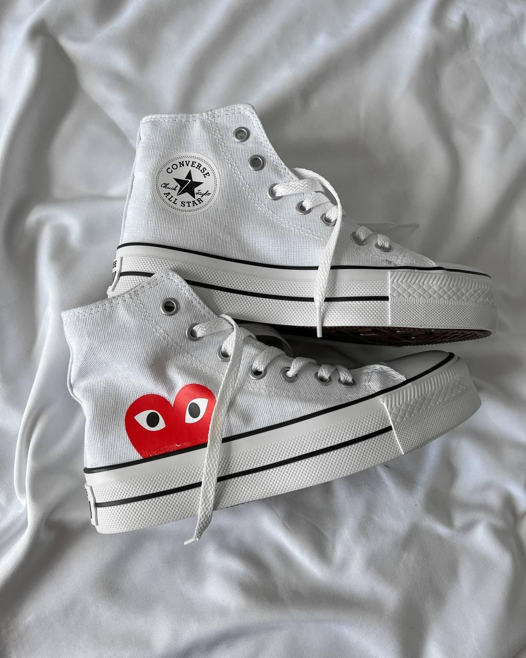 Comme Des Garçons Play White