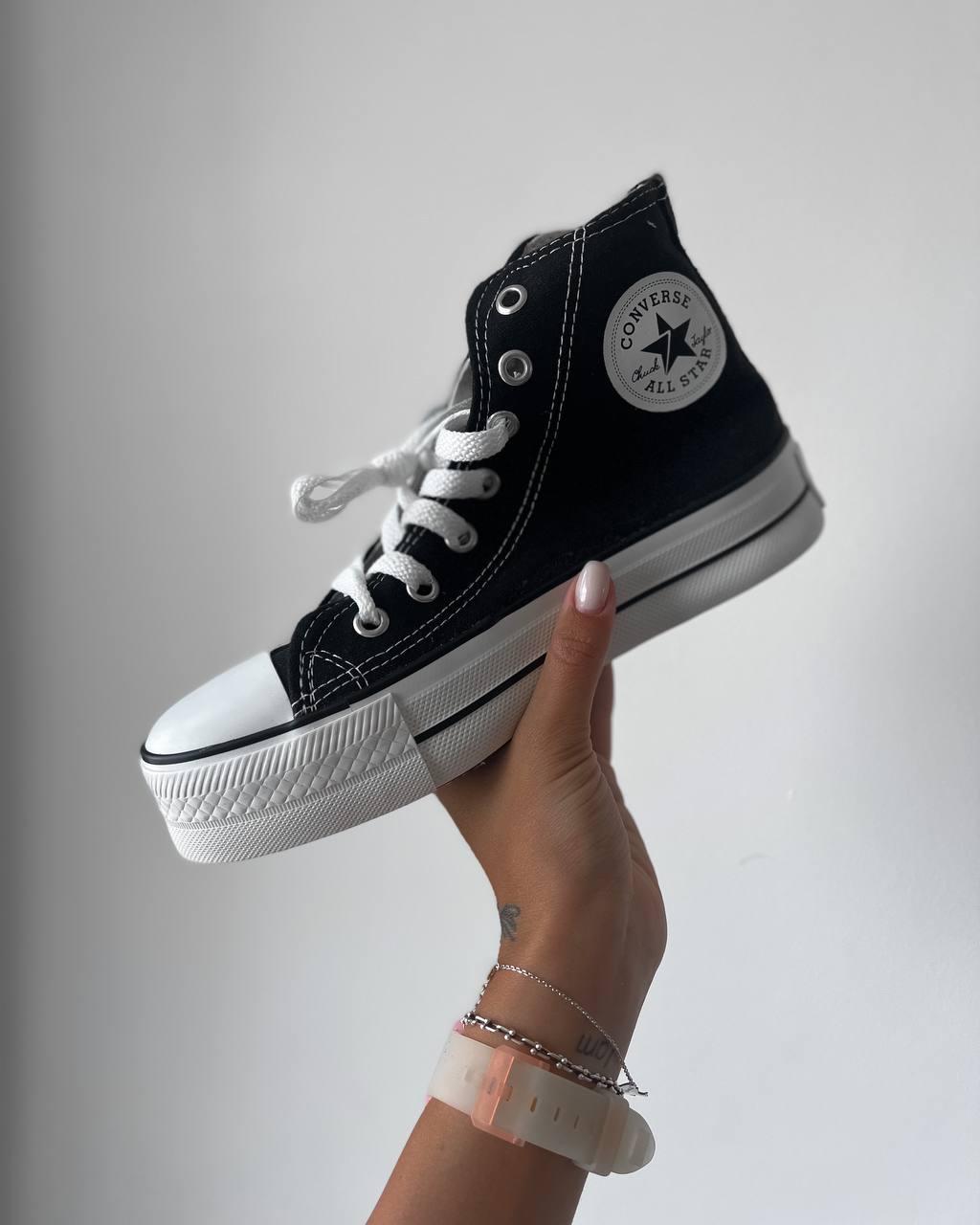 Comme Des Garçons Play Black