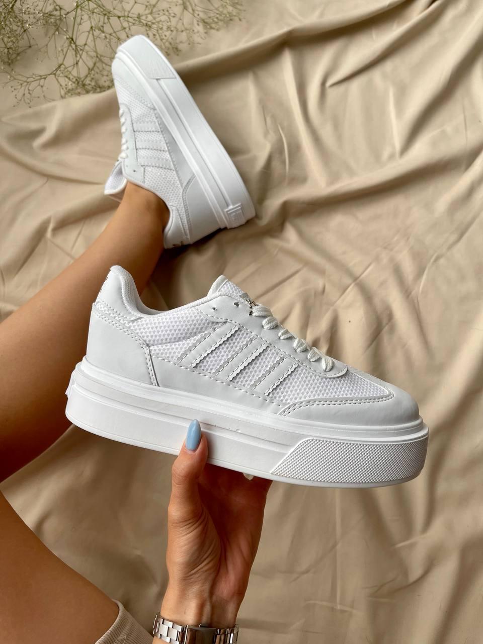 Adidas Sneakers White