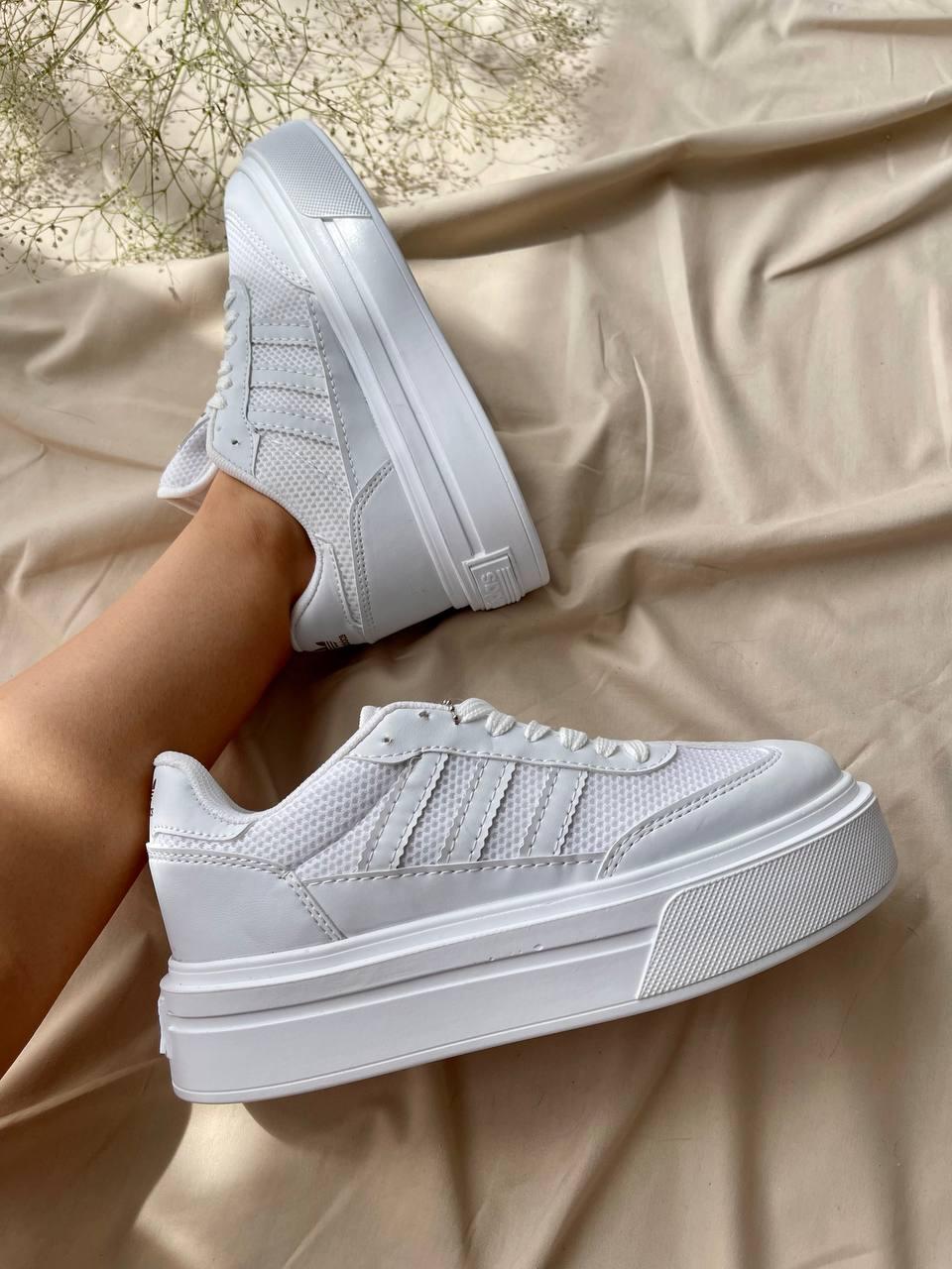 Adidas Sneakers White