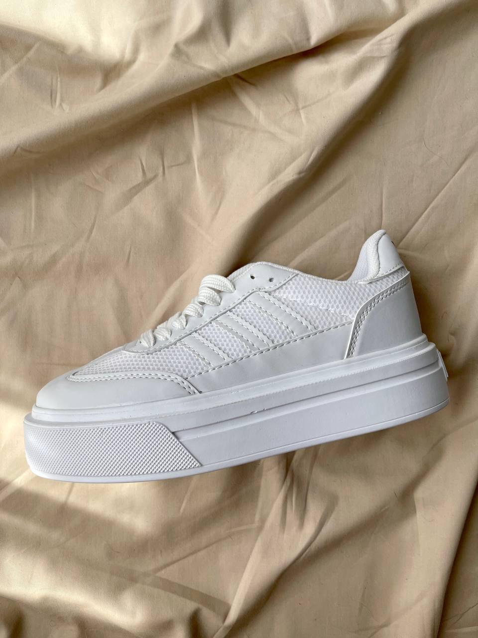 Adidas Sneakers White