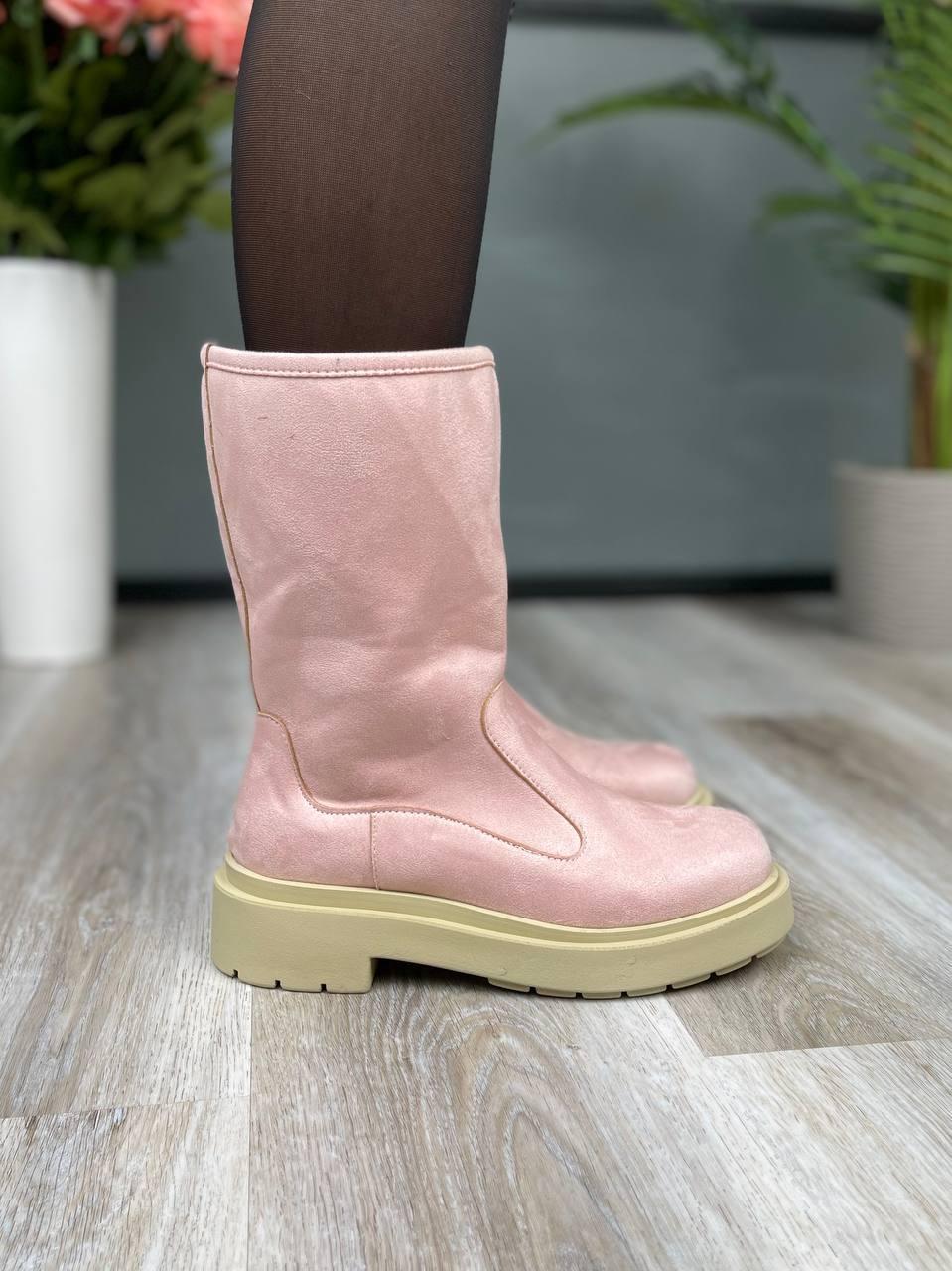Suede Boots Short Pink