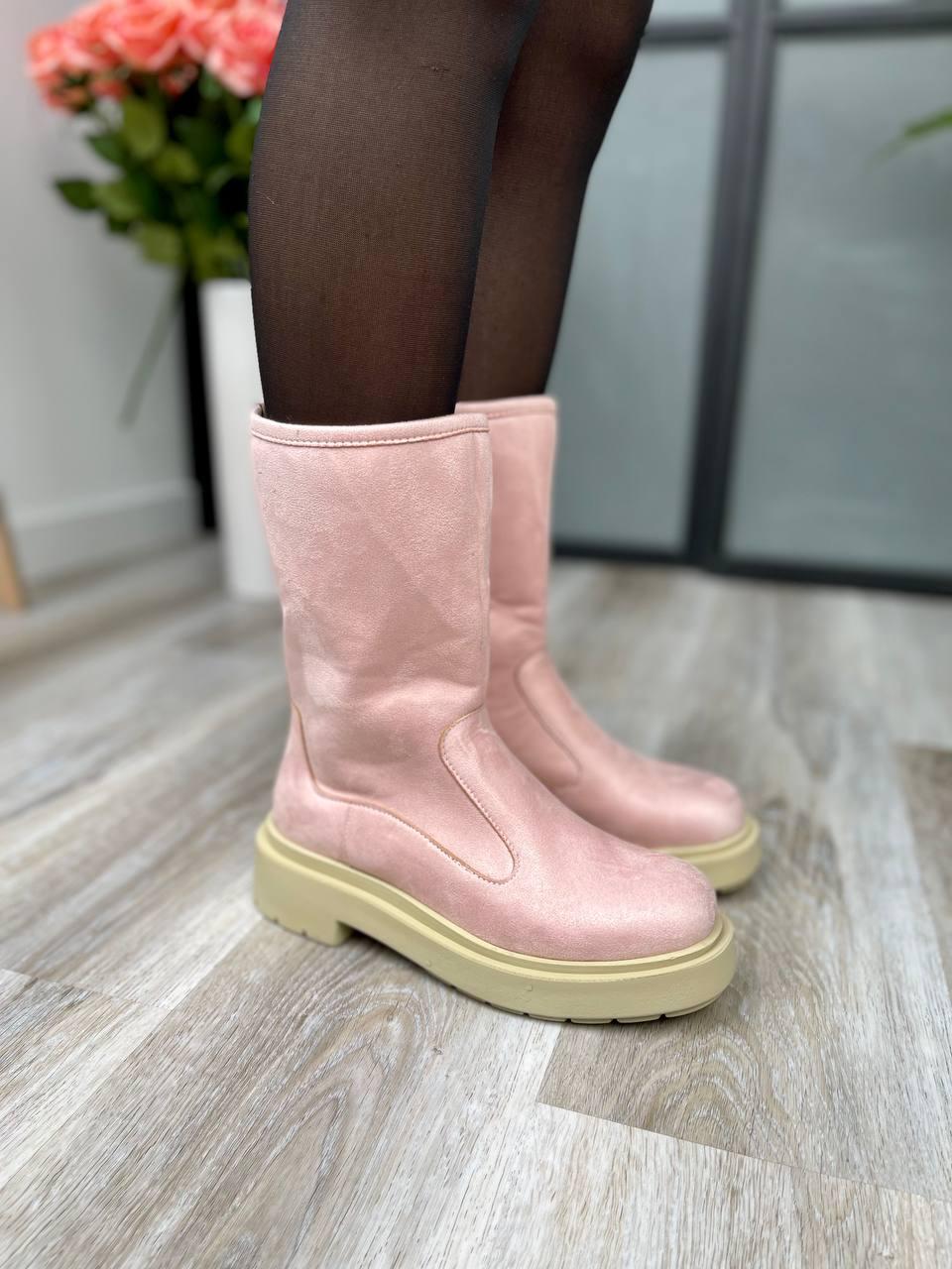 Suede Boots Short Pink