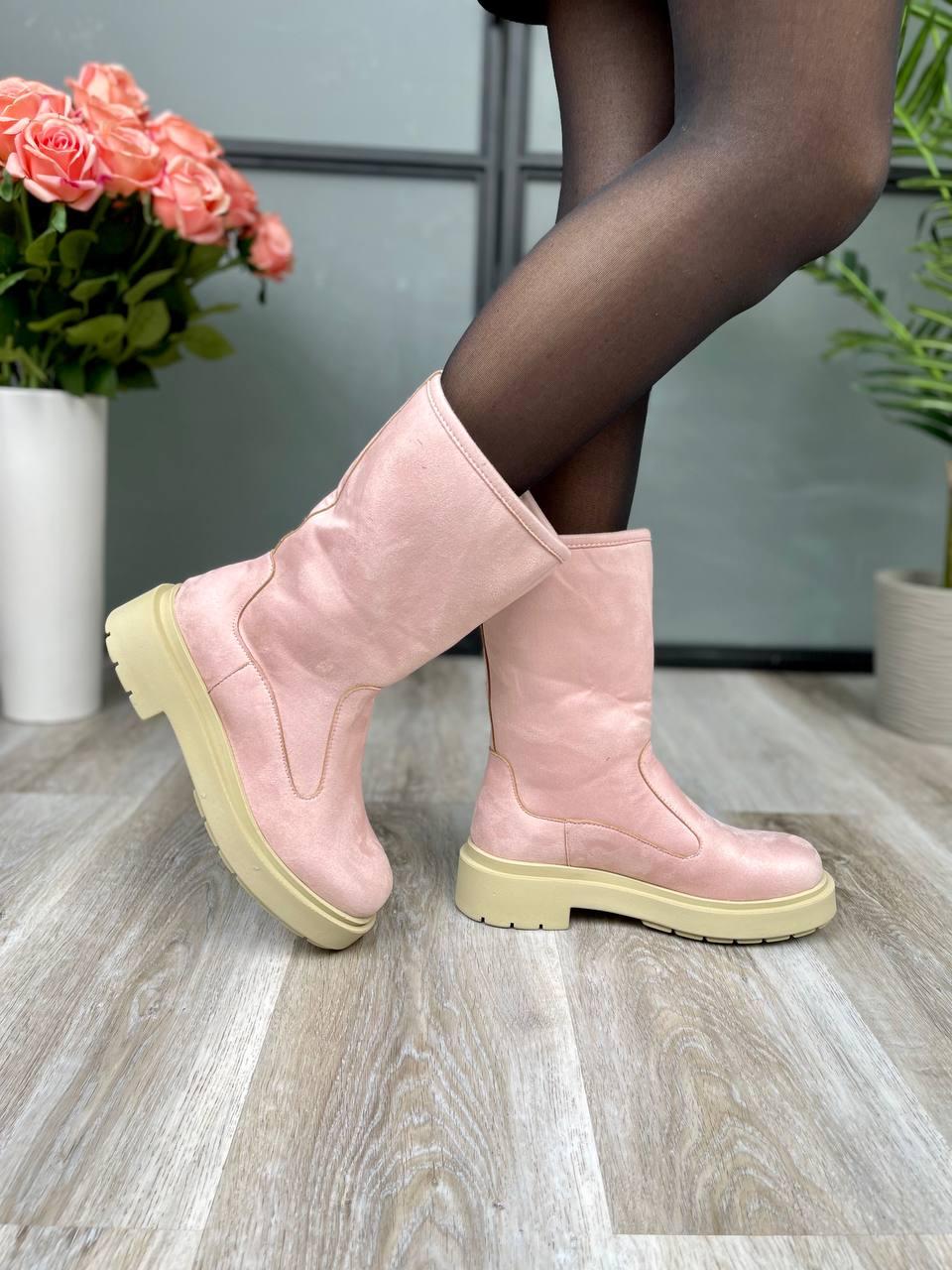 Suede Boots Short Pink