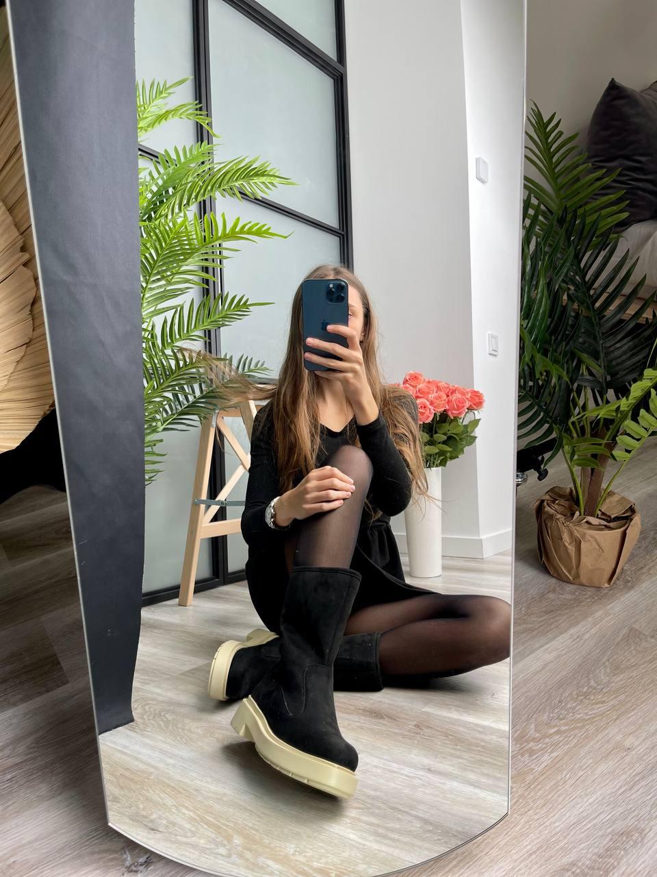 Suede Boots Short Black