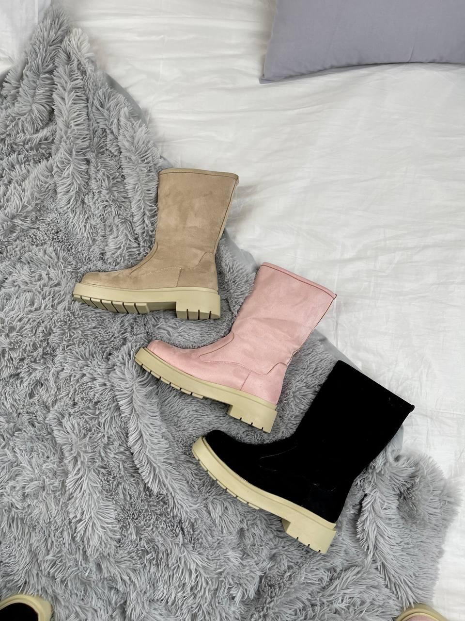 Suede Boots Short Black