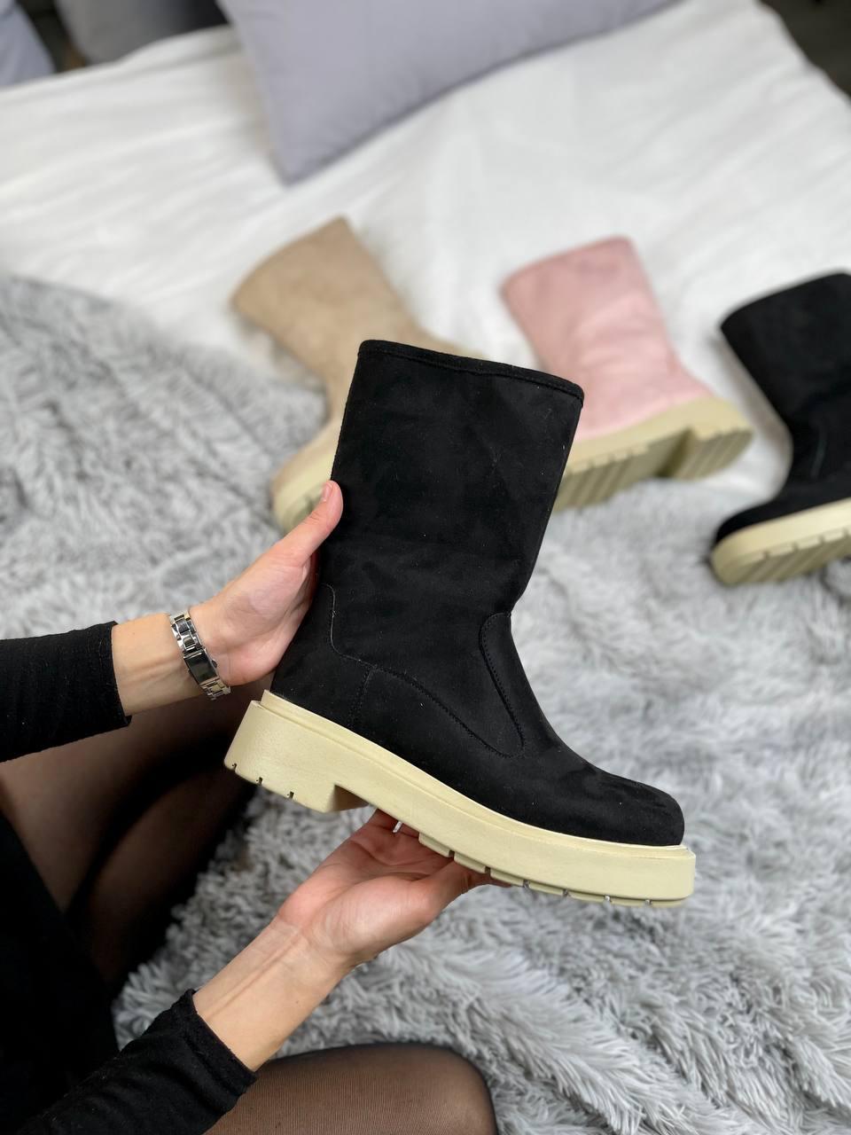 Suede Boots Short Black