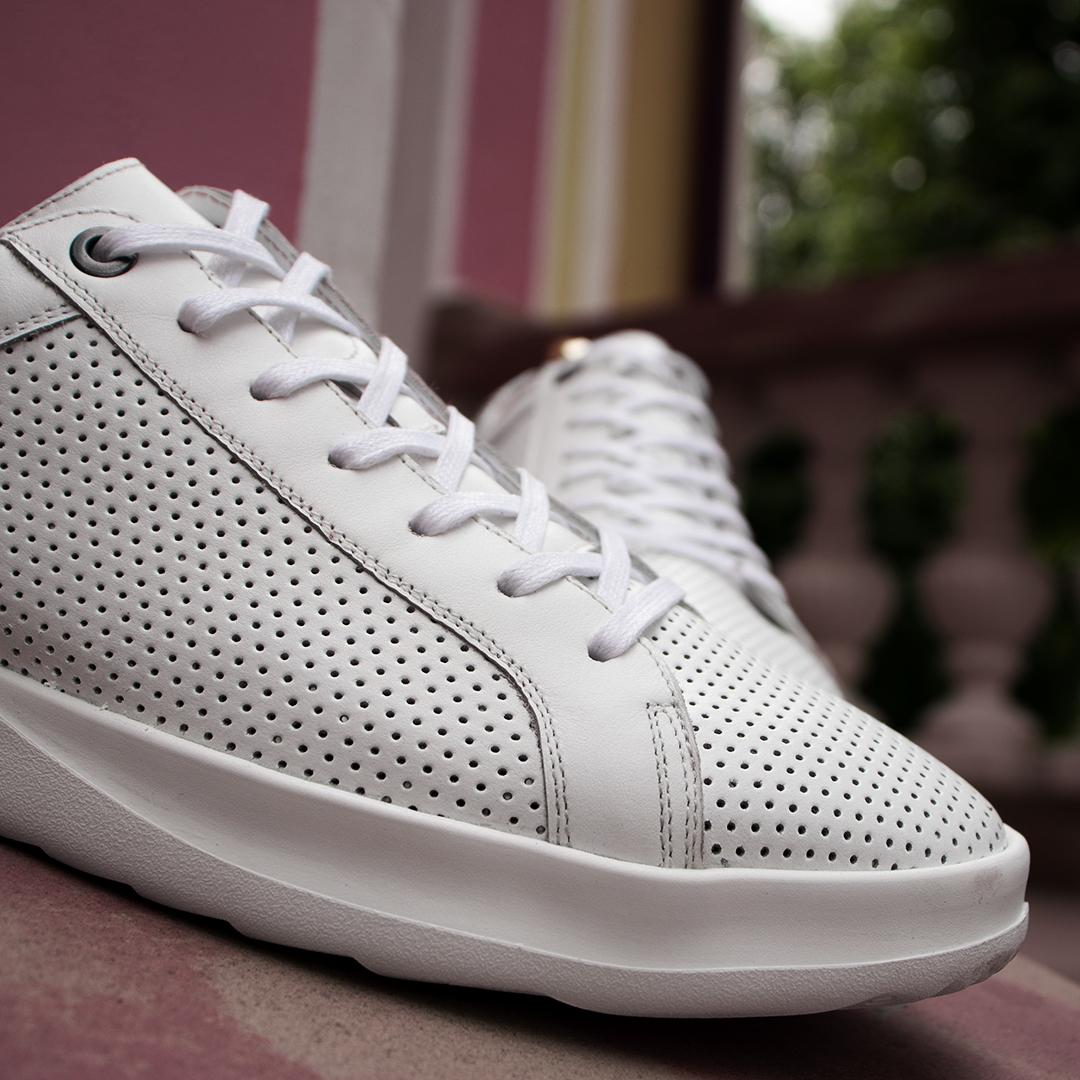 Ікос 553