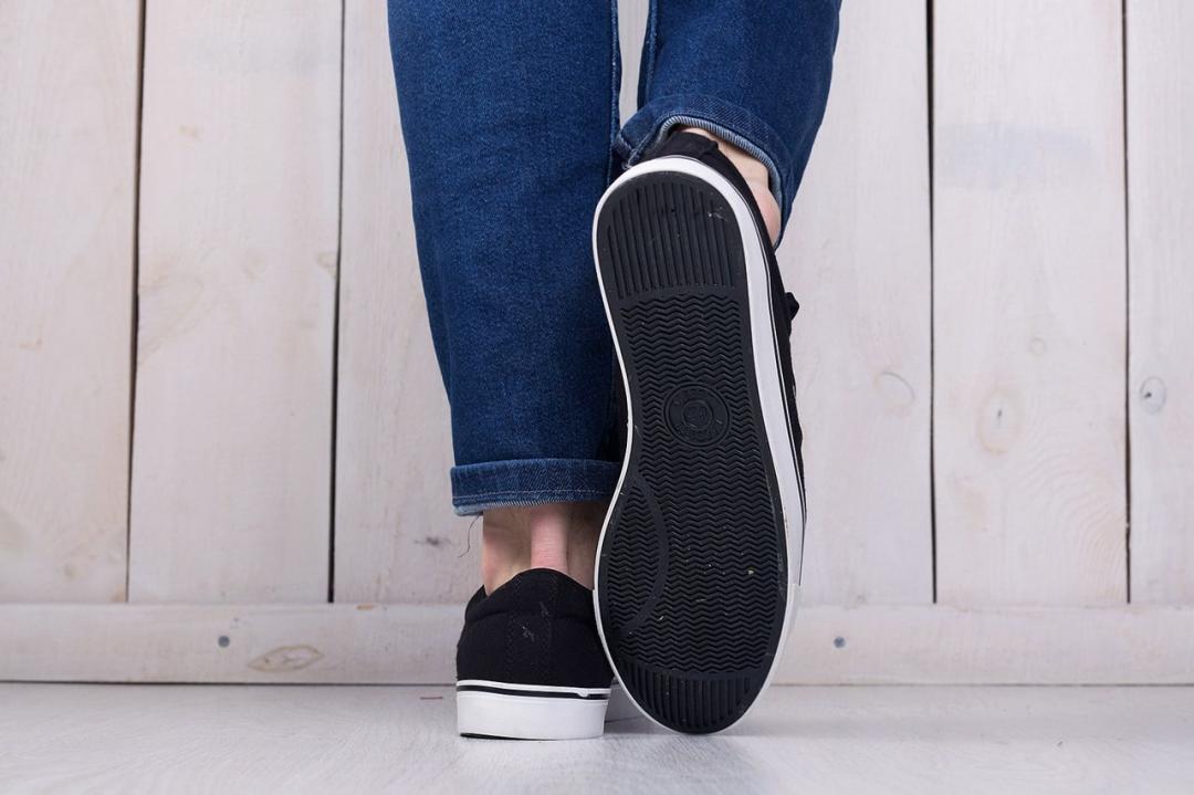 Lacoste Black
