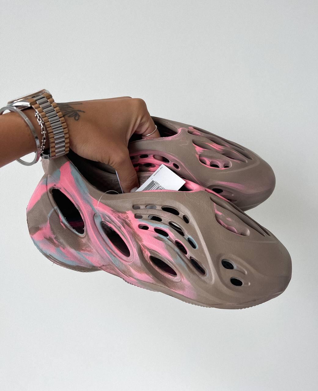 Foam Runner MX Sand Grey